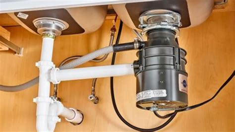 what makes a garbage disposal leak from the bottom|Garbage Disposal Leaking from the Bottom:。